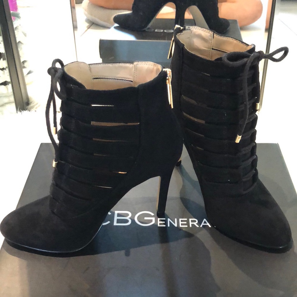 BCBGeneration suede black ankle boots